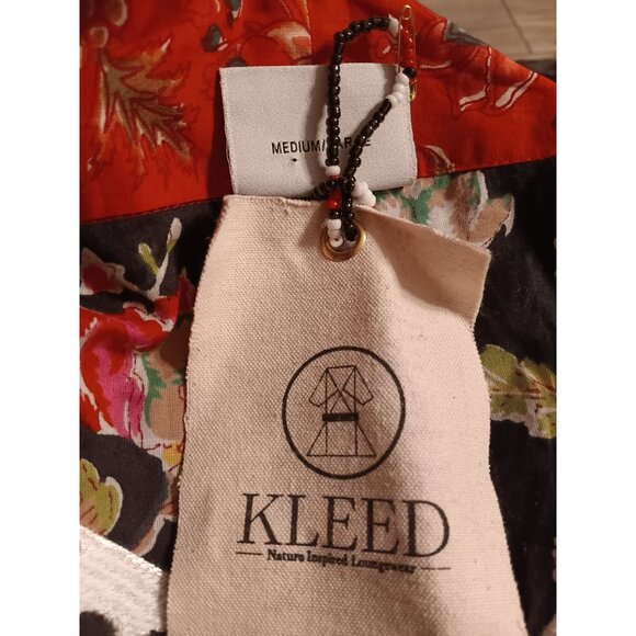 Kleed Kimono Robe, Pink Flowers, Red Trim, Embroidered Butterfly, Medium/Large - Picture 6 of 11